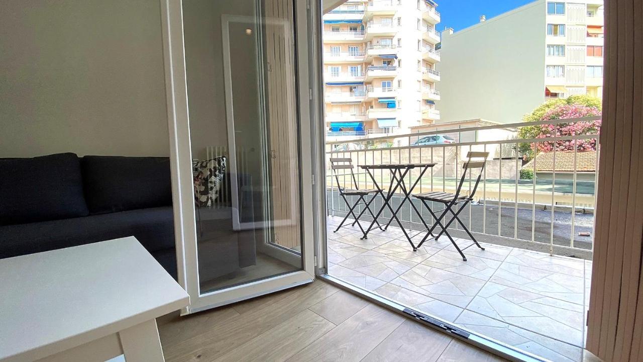 Marie Antoinette - Appartement 2 Chambres, Centre Ville, Terrasse, Moderne Antibes Exterior photo